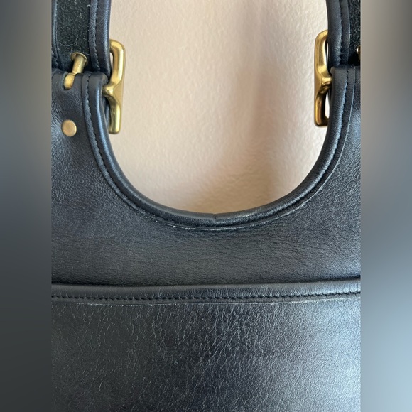 Vintage 1996 Coach Crescent Berkeley Saddlebag with Brass Hardware - Picture 7 of 16